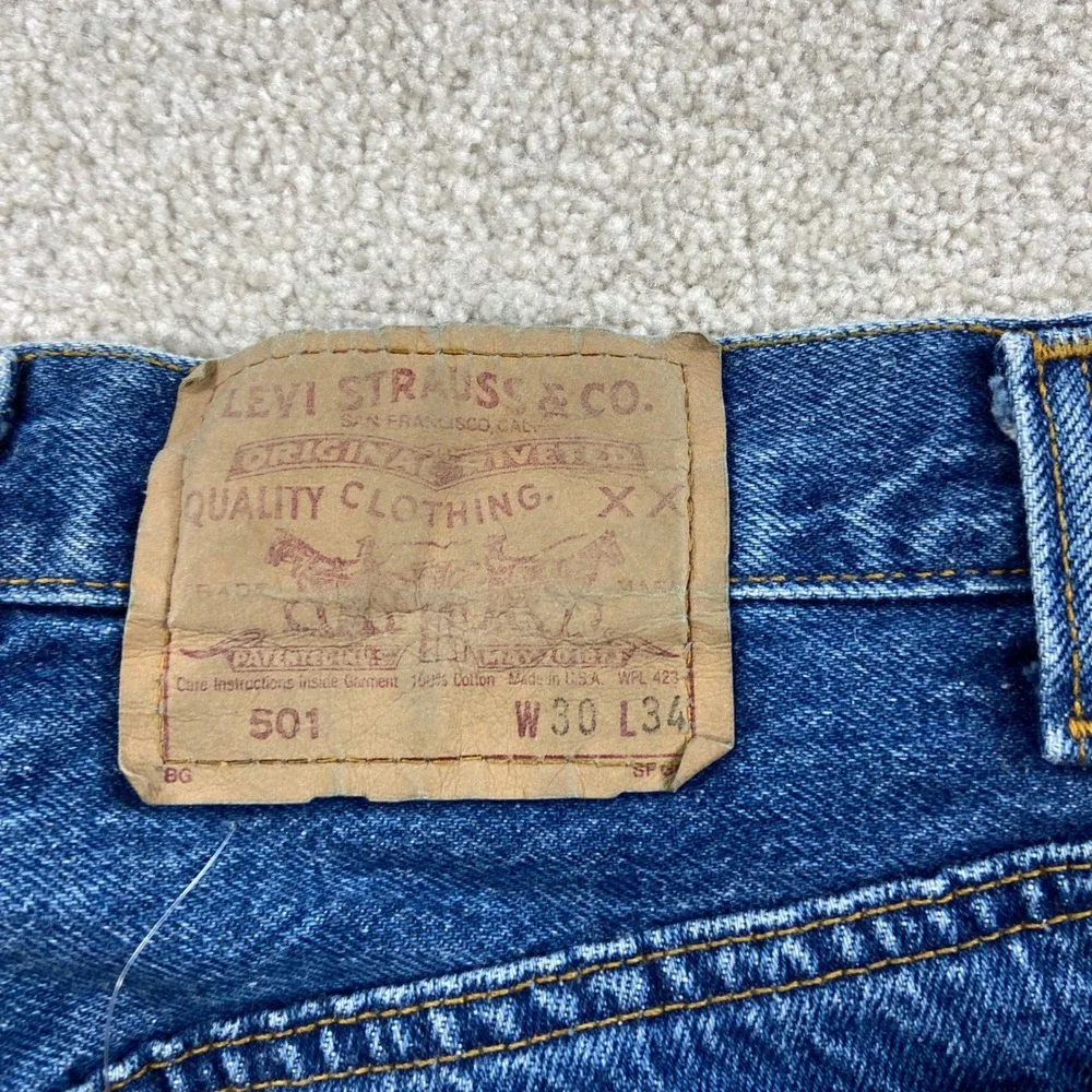 Vintage 1989 Levis 501 Jeans Mens 30x34 Stonewashed Button Fly Made in USA